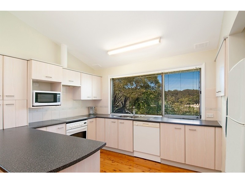 20 Kimpton Place, Wyoming NSW 2250