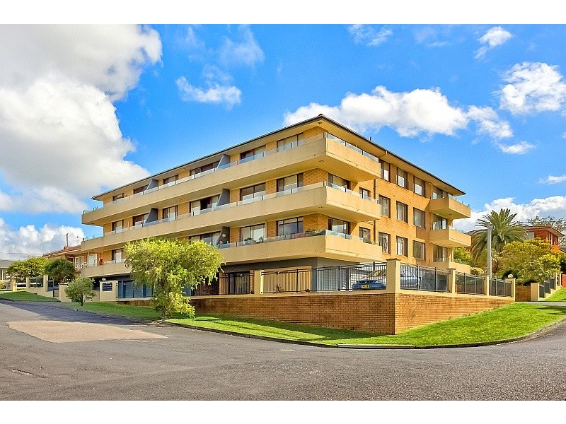 1/1 Webb Street, East Gosford NSW 2250