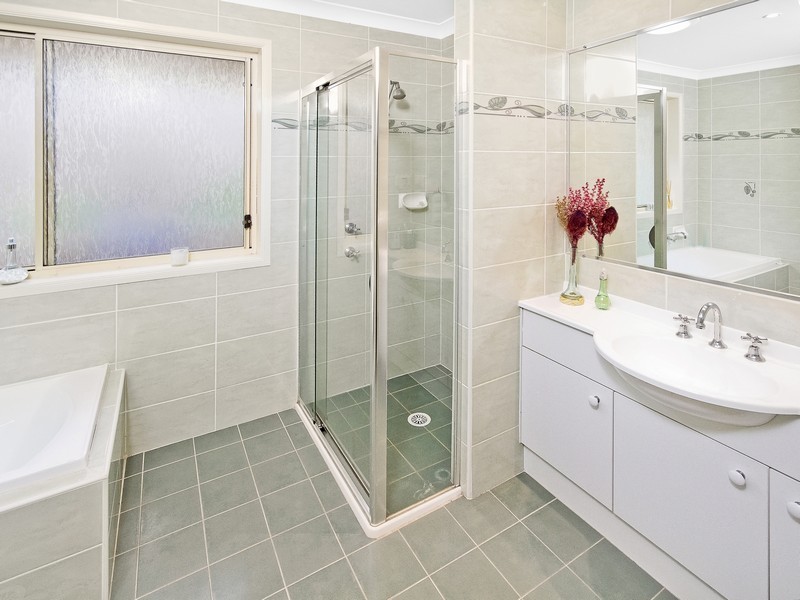 5 Cobbedah Drive, Springfield NSW 2250