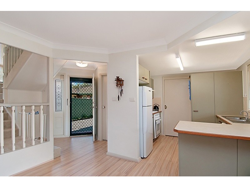 2/45  Webb Street, East Gosford NSW 2250