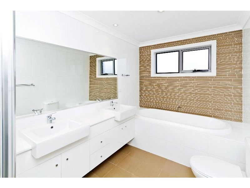 3/7 Lushington Street, East Gosford NSW 2250