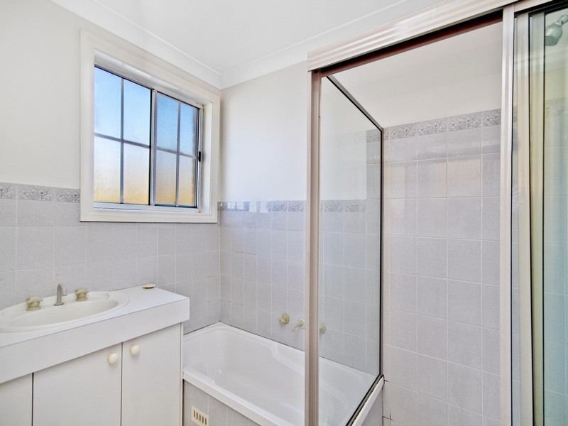 1/24 York Street, Point Frederick NSW 2250