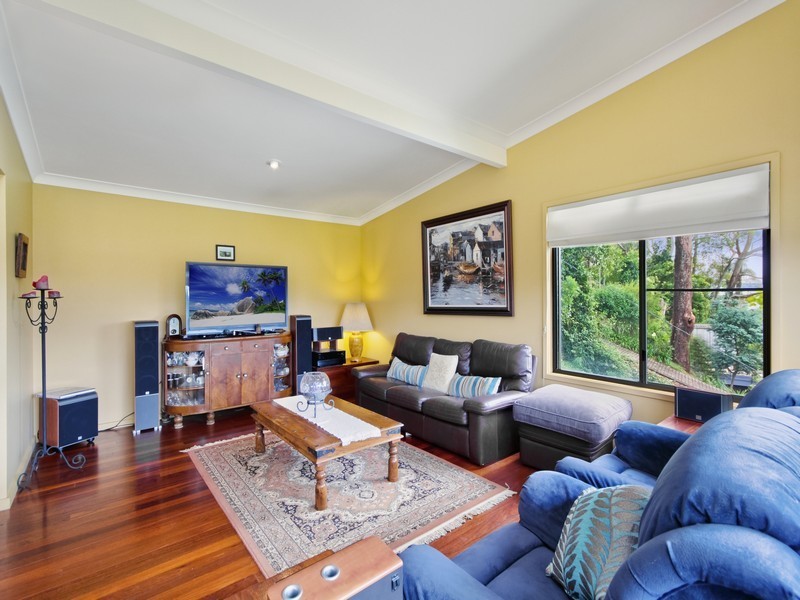 60 Broadwater Drive, Saratoga NSW 2251