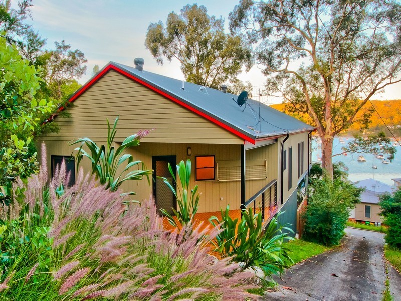 9 Otella Avenue, Hardys Bay NSW 2257