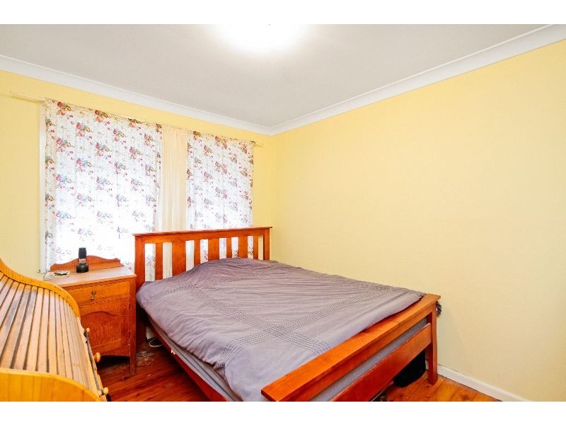 24 Lynnette Crescent, East Gosford NSW 2250