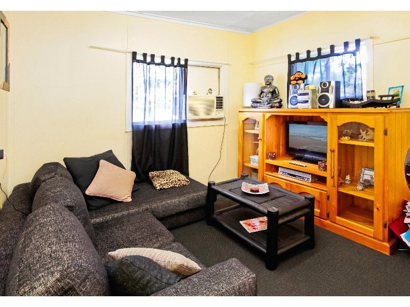 24 Lynnette Crescent, East Gosford NSW 2250