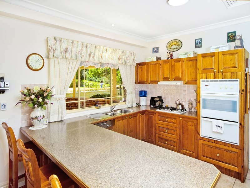 2/89 Oak Road, Matcham NSW 2250