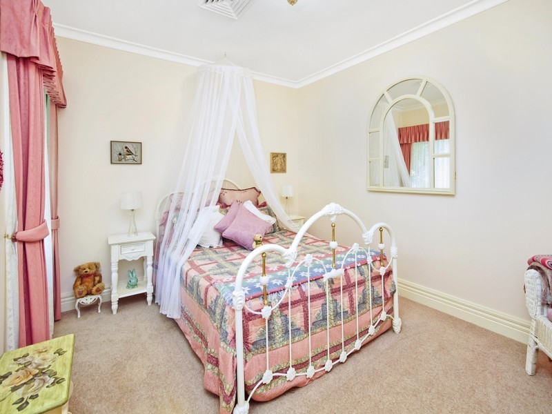 2/89 Oak Road, Matcham NSW 2250