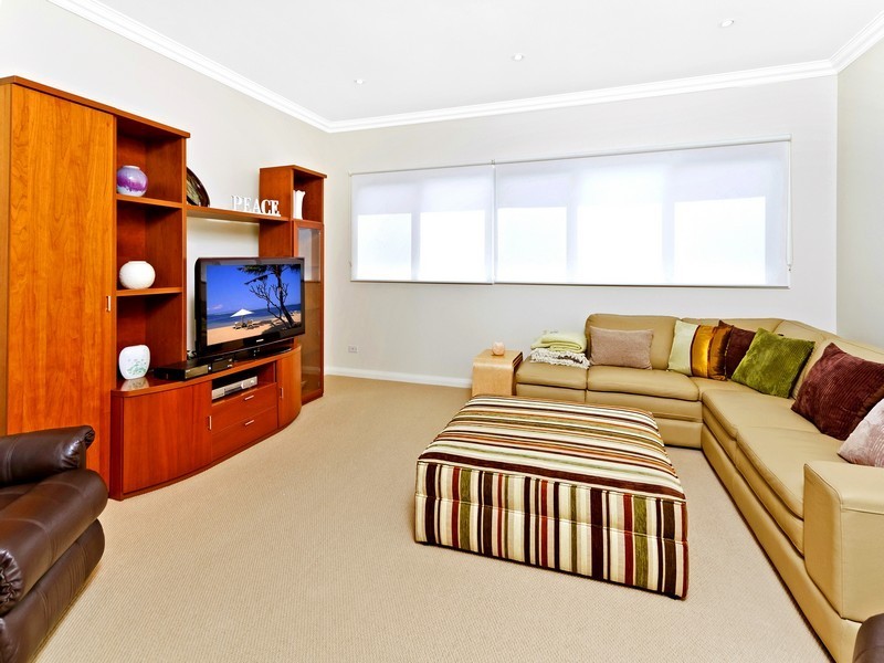 52 Cambridge Street, Umina Beach NSW 2257