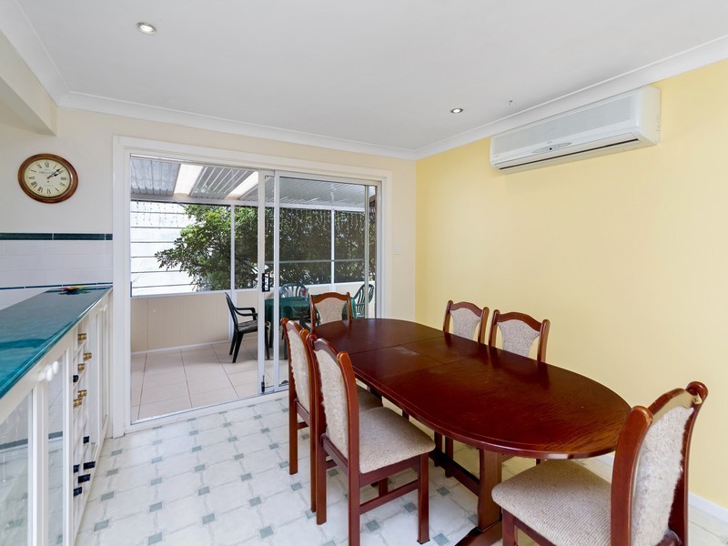 2 Lakala Avenue, Springfield NSW 2250