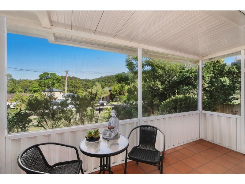 12 Lock Avenue, Springfield NSW 2250