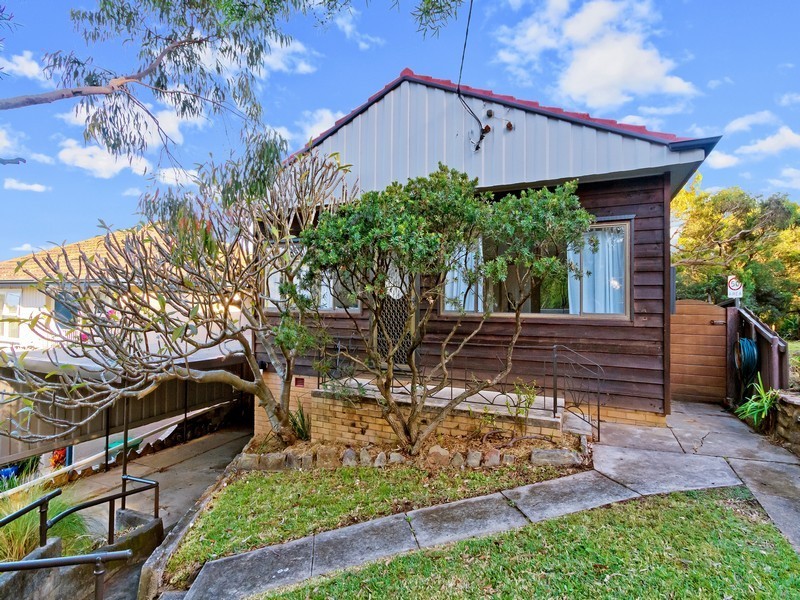 30 Nukara Ave, Killcare NSW 2257