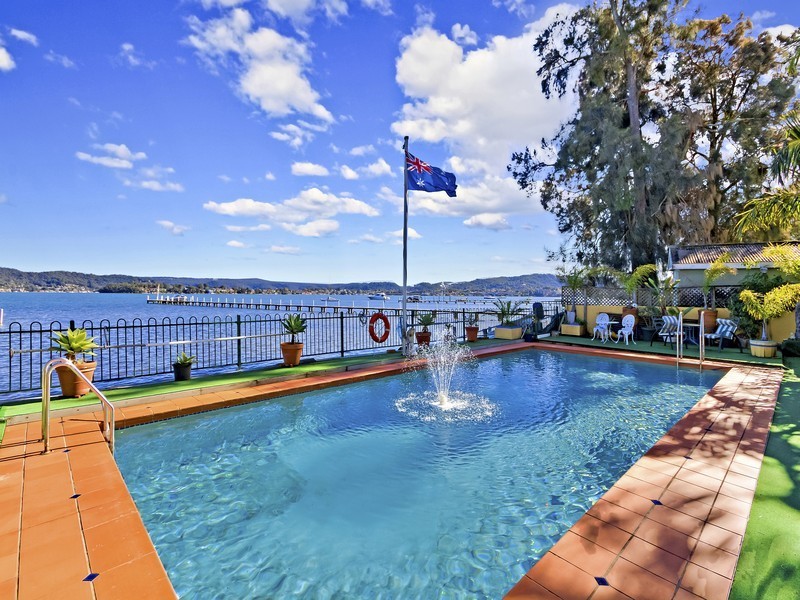 265 Avoca Drive, Green Point NSW 2251