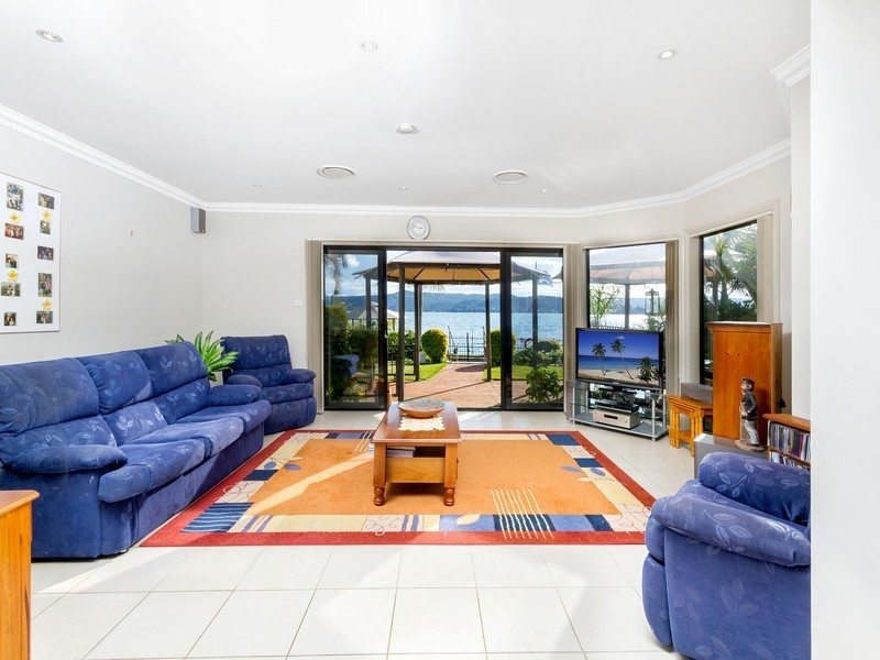 265 Avoca Drive, Green Point NSW 2251