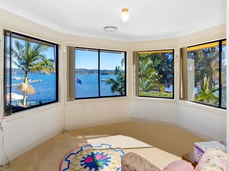 265 Avoca Drive, Green Point NSW 2251