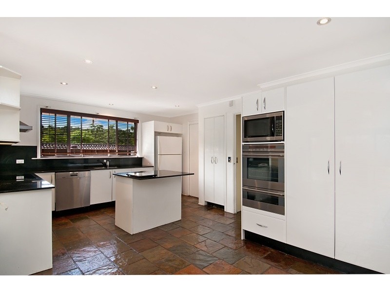 4 Lilac Close, Springfield NSW 2250