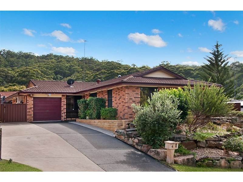 4 Lilac Close, Springfield NSW 2250