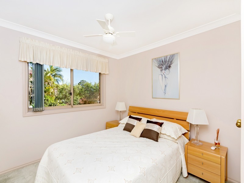 2 Thistle Glen Close, Green Point NSW 2251