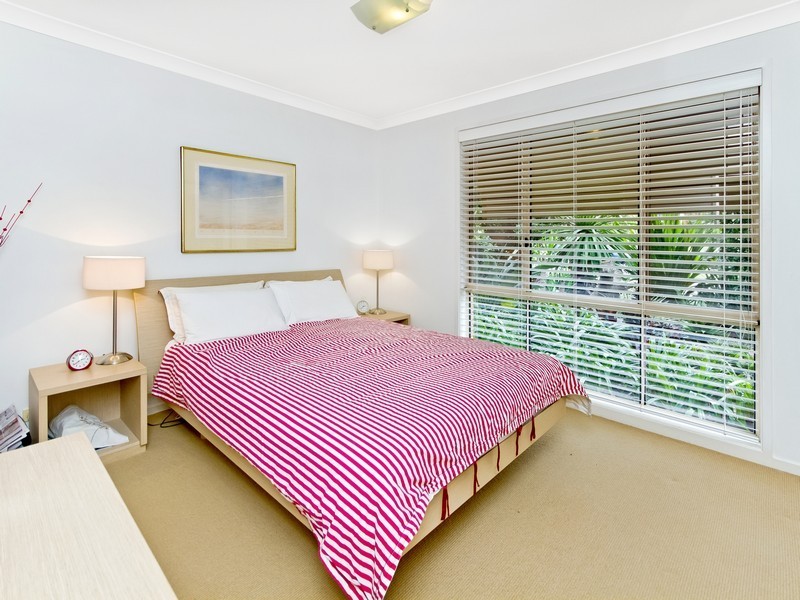 17 Merideth Place, Green Point NSW 2251