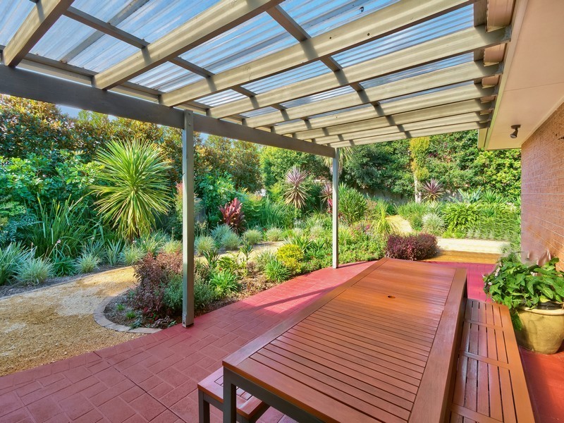 17 Merideth Place, Green Point NSW 2251