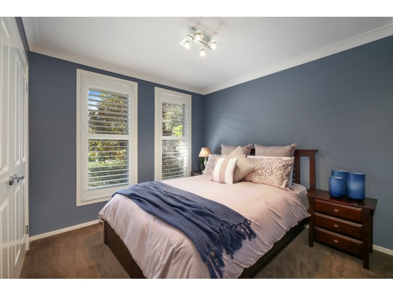48 Jean Norman Close, Wyoming NSW 2250