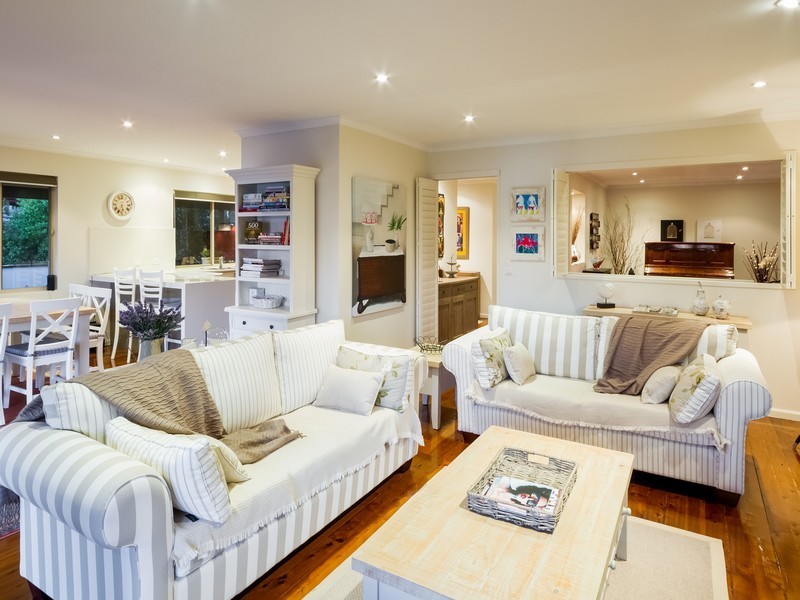 18 Wards Hill Road, Killcare Heights NSW 2257