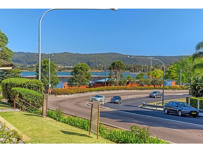 1/39 Masons Parade, Gosford NSW 2250