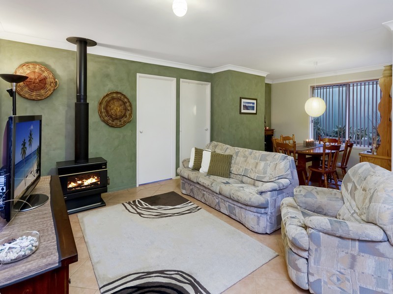 3 Merideth Place, Green Point NSW 2251