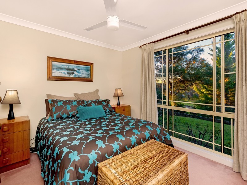 3 Merideth Place, Green Point NSW 2251
