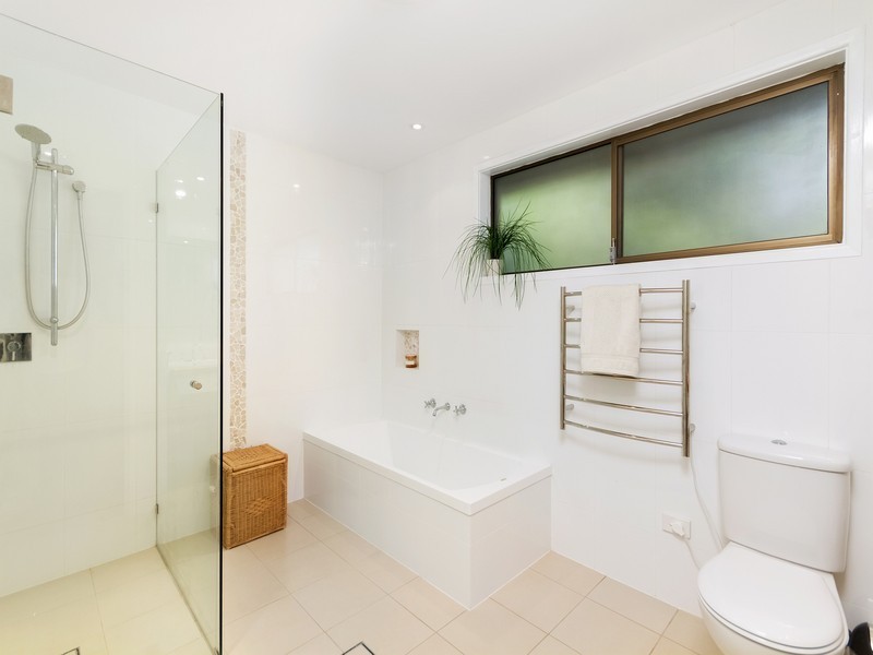 403 The Ridgeway, Lisarow NSW 2250