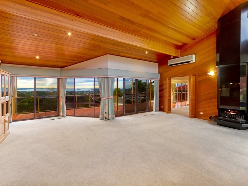 11-13 Peak Street, Bateau Bay NSW 2261