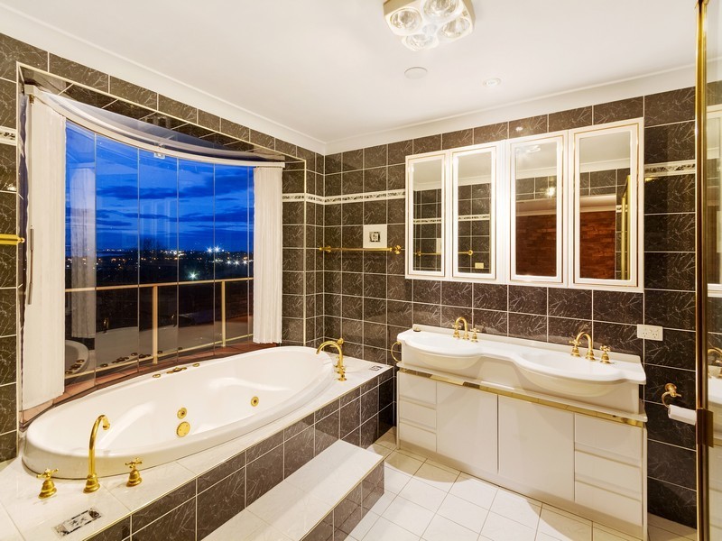 11-13 Peak Street, Bateau Bay NSW 2261