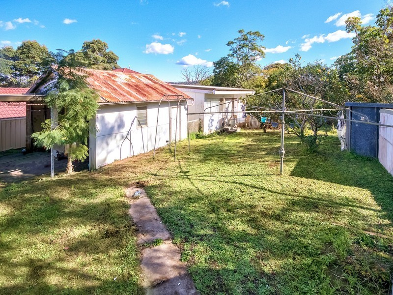 12 White Street, East Gosford NSW 2250
