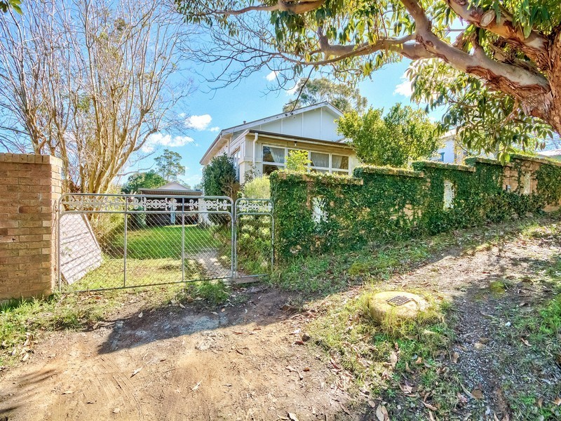 12 White Street, East Gosford NSW 2250