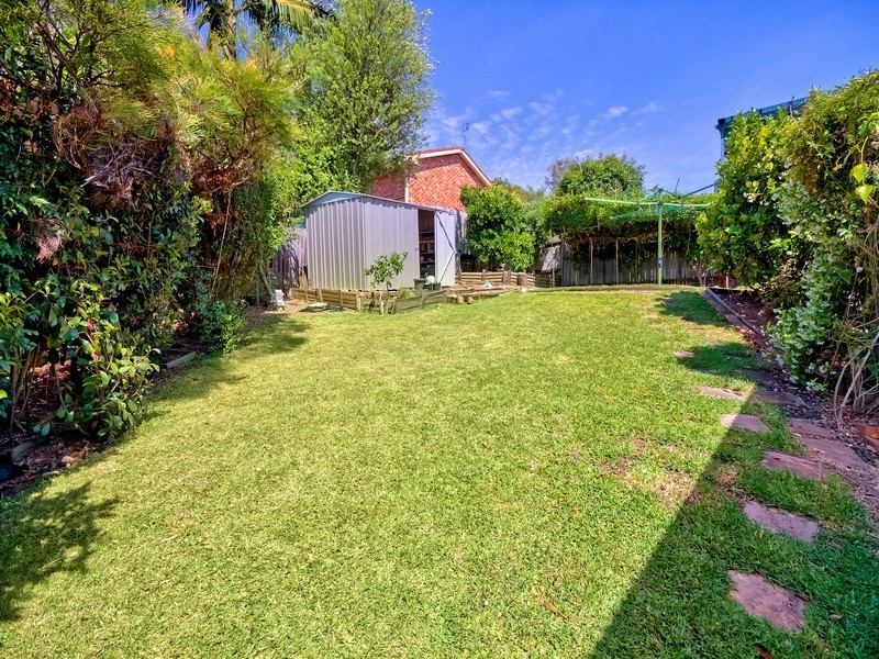 28 Howard Avenue, Green Point NSW 2251