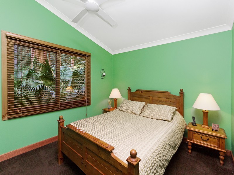 15D Paperbark Close, Wyoming NSW 2250