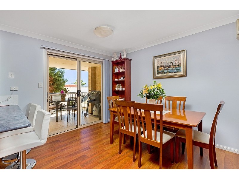 2/44 Wells Street, East Gosford NSW 2250