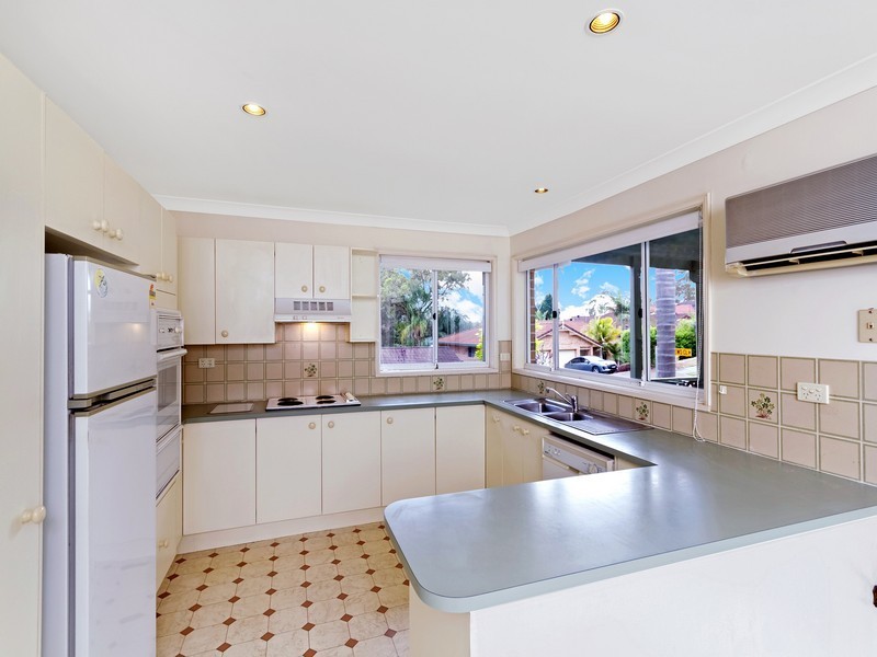 1/6 St Andrews Close, Green Point NSW 2251