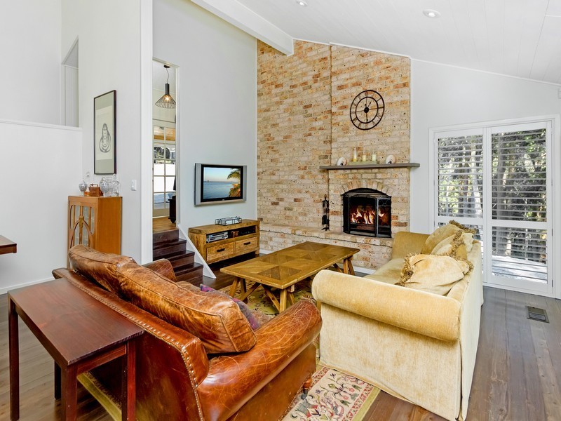 413 Oak Road, Matcham NSW 2250