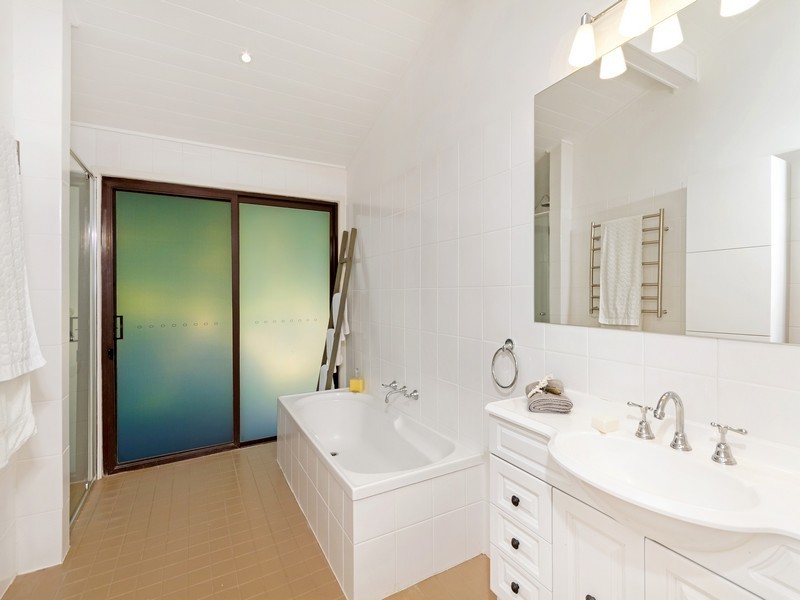 413 Oak Road, Matcham NSW 2250