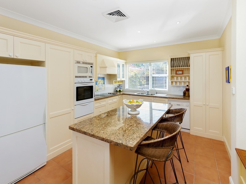 31 Jacqueline Avenue, Killcare Heights NSW 2257