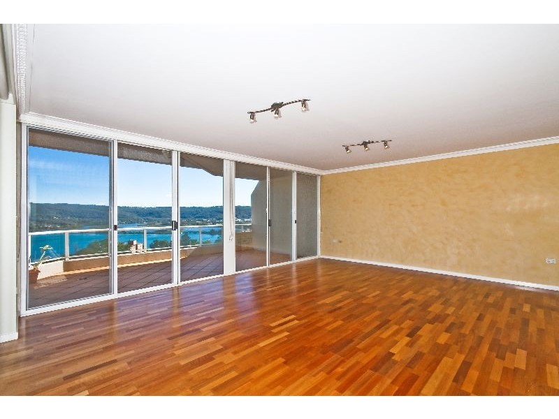 76/91-95 John Whiteway Drive, Gosford NSW 2250