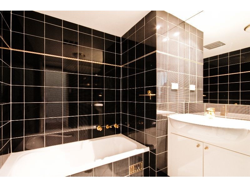 76/91-95 John Whiteway Drive, Gosford NSW 2250