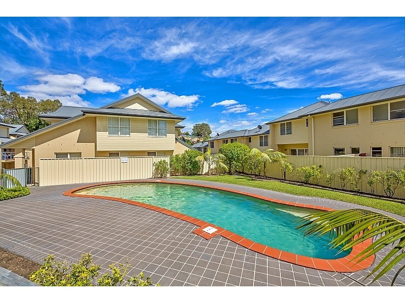 10/8-10 Jarrett Street, North Gosford NSW 2250