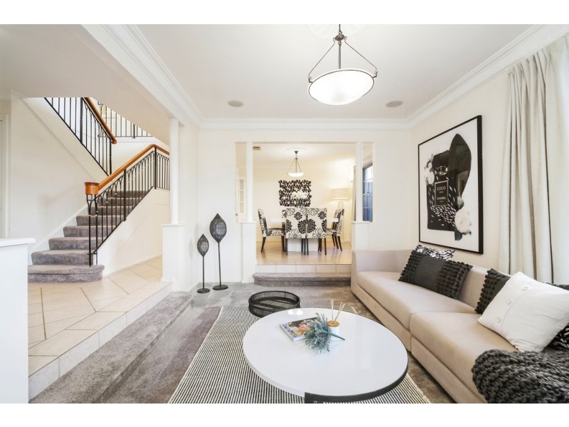 1A Dunn Street, Point Frederick NSW 2250