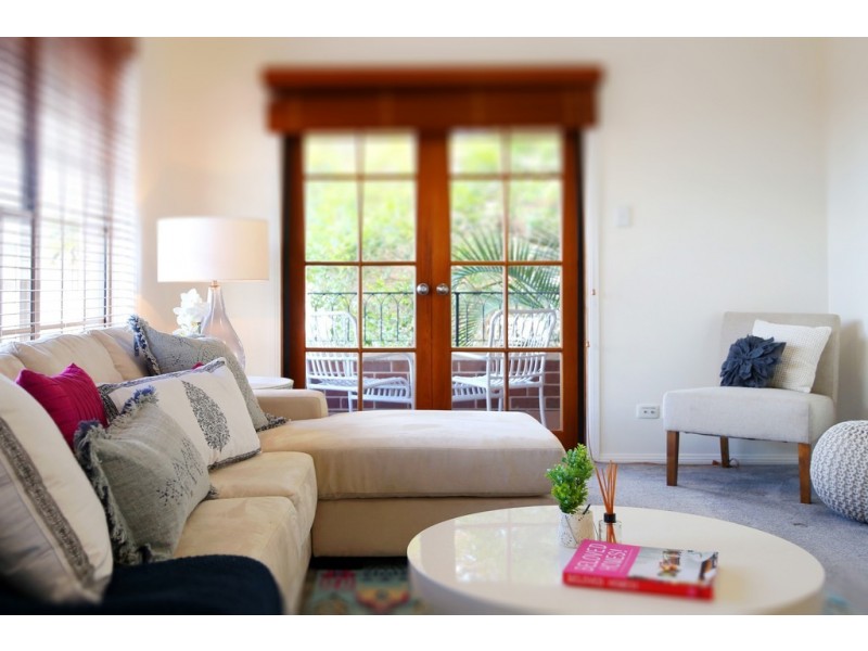 1A Dunn Street, Point Frederick NSW 2250