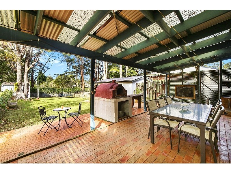 6 Lynnette Crescent, East Gosford NSW 2250