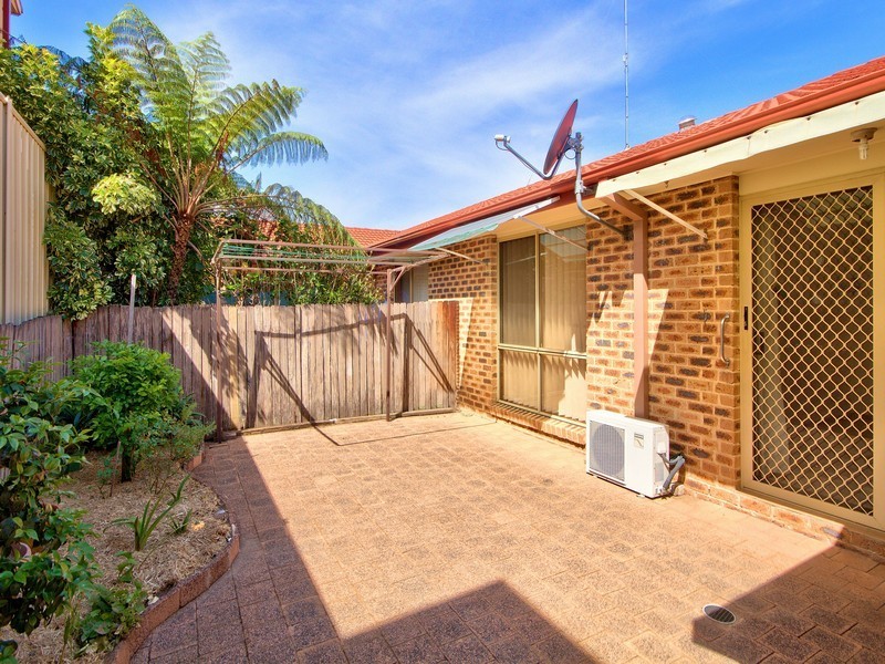 2/39 Brougham Street, East Gosford NSW 2250