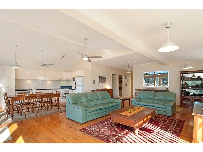 41 Heath Road, Hardys Bay NSW 2257