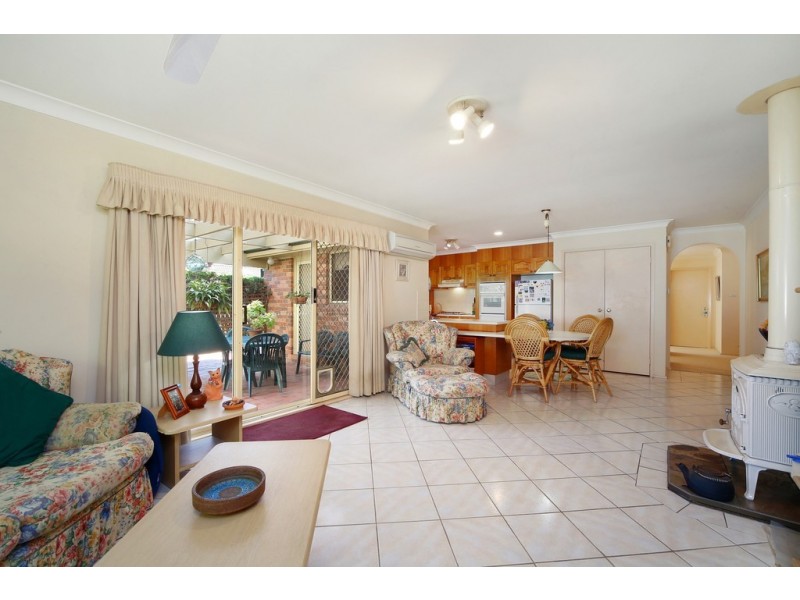 12 Willowin Close, Green Point NSW 2251